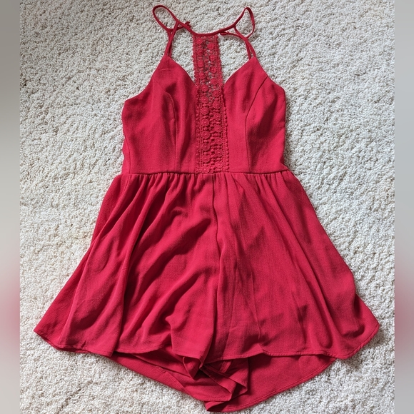 Red romper - Picture 2 of 4